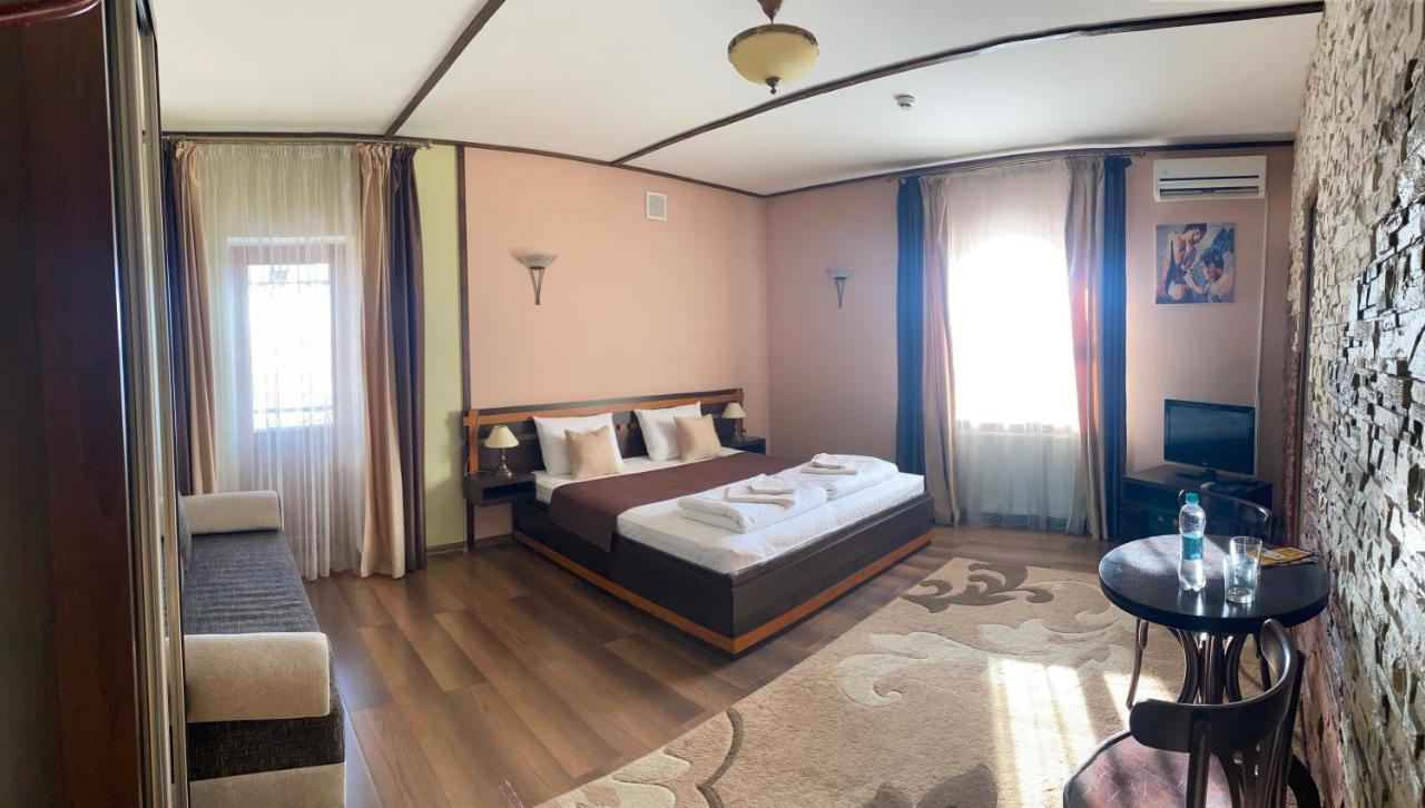 Hotel Старий Янів Ivano-Frankovo Exterior foto